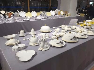 金磚國宴瓷《五彩祥云&middot;墨問》摘獲中國陶瓷設(shè)計大賽金獎