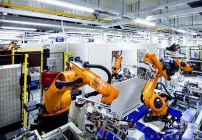 CATL榮登2016年度輕工業(yè)百強榜,并入選新能源十強企業(yè)