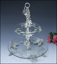 淄博兆利輕工制品 創(chuàng)意提手水果盤與酒店鋼化玻璃盤的專業(yè)供應商