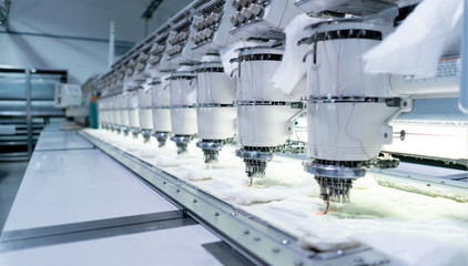 利潤(rùn)突破萬(wàn)億，輕工業(yè)何以交出亮眼成績(jī)單？